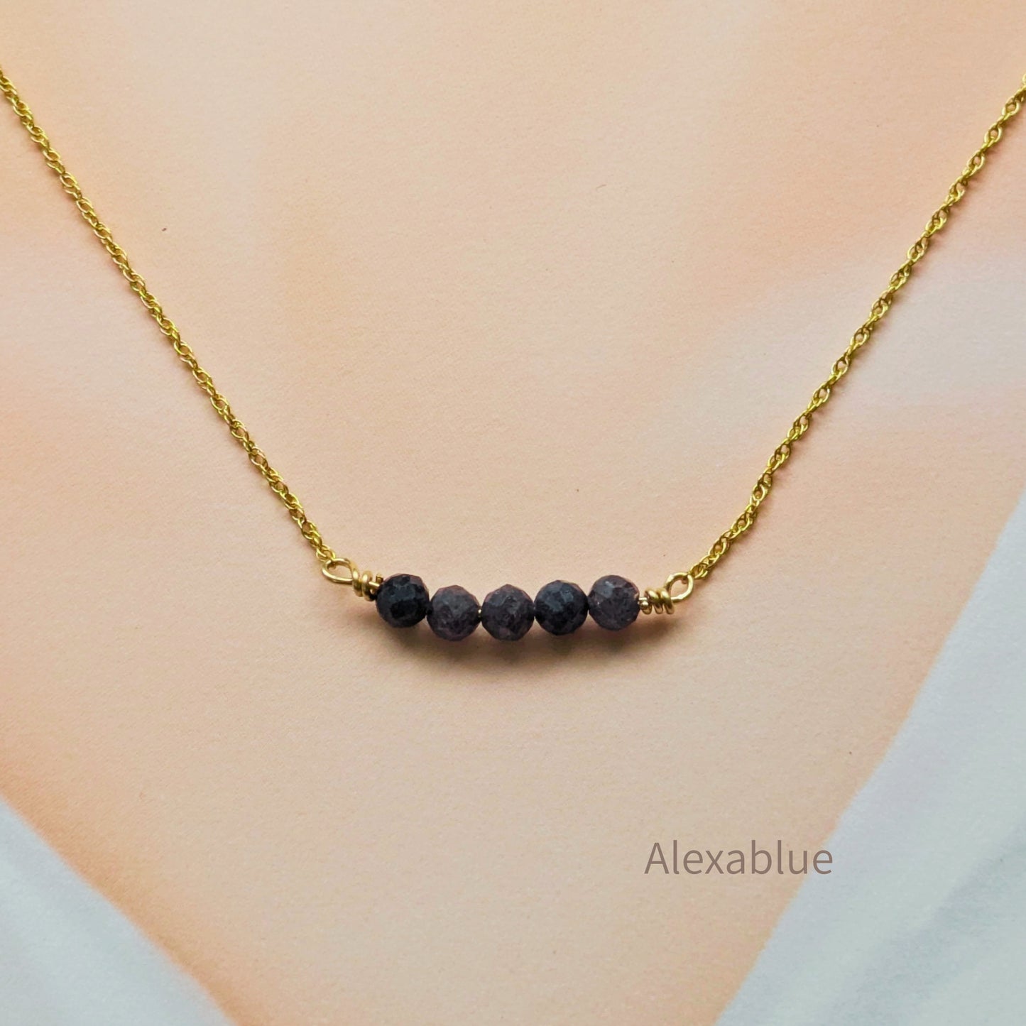 【K14GF】マダガスカル産サファイアの小粒華奢ネックレス / Madagascar Sapphire Minimalist Necklace