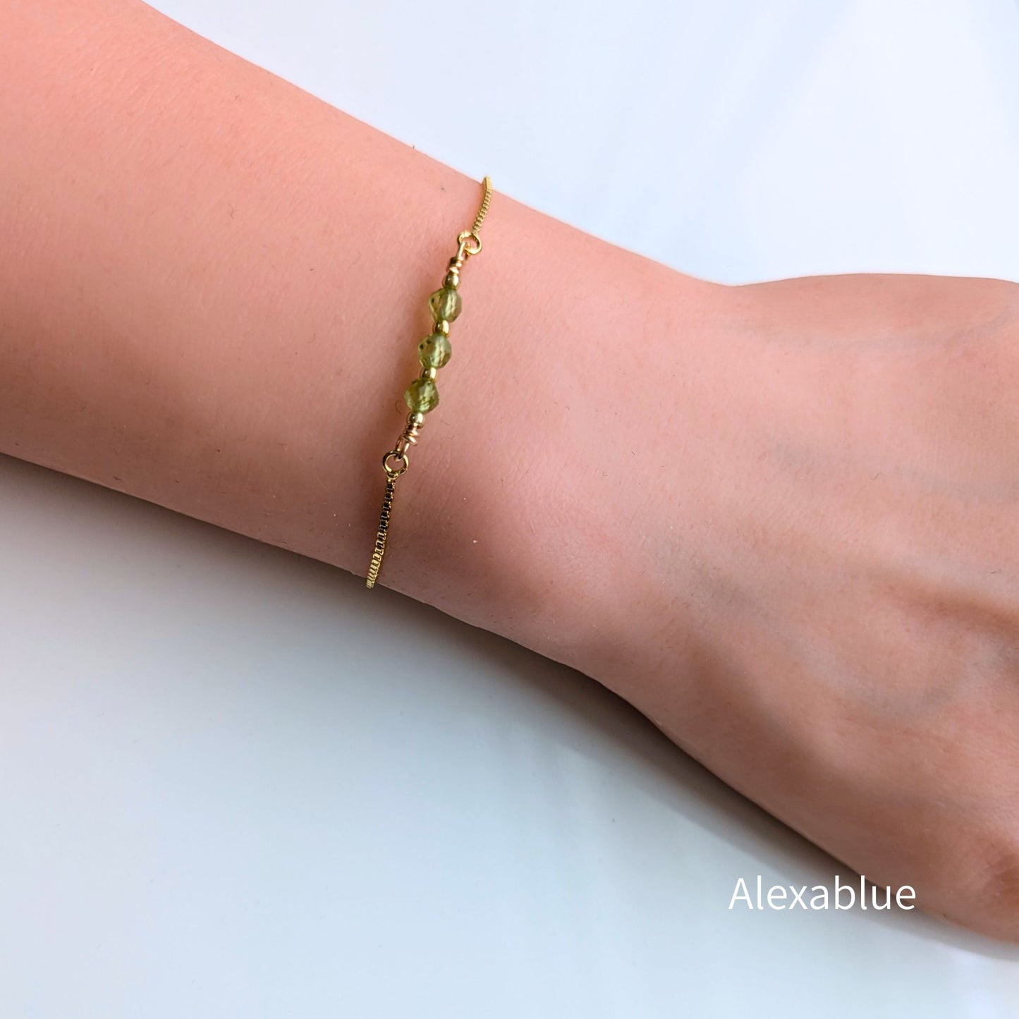 Peridot Tiny Gem Bracelet|8月誕生石・小粒ペリドットのブレスレット