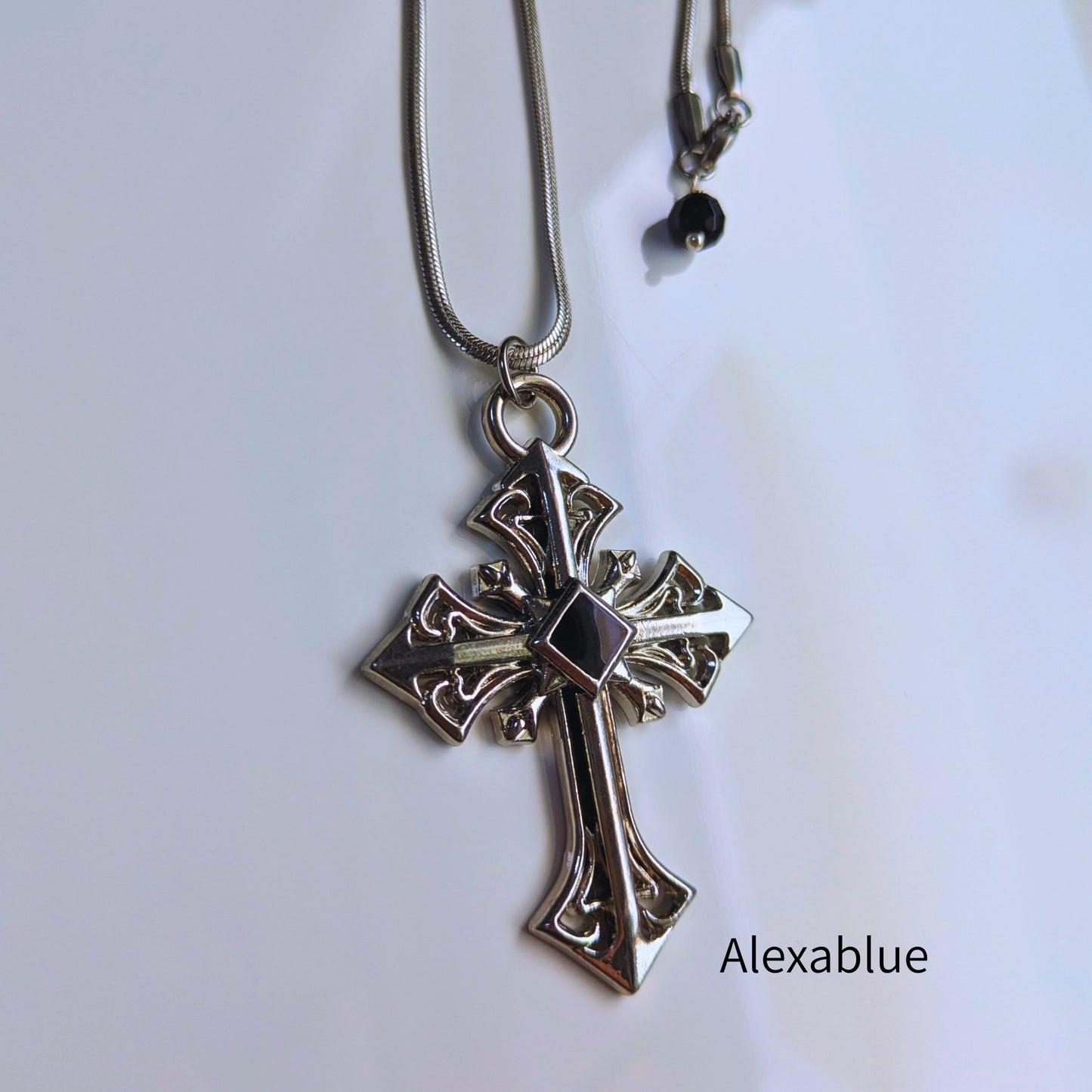Onyx x Long Cross Necklace | Unisex Stainless Steel Simple Design For Men & Women - Also Recommended as a Gift