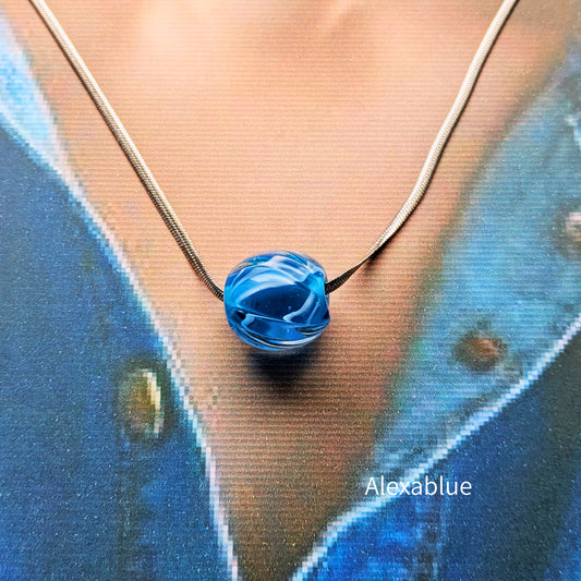 大ぶりガラス玉のステンレスネックレス / Large Glass Orb Stainless Steel Necklace