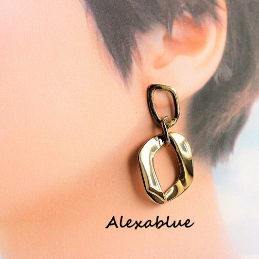 Big chain earrings
