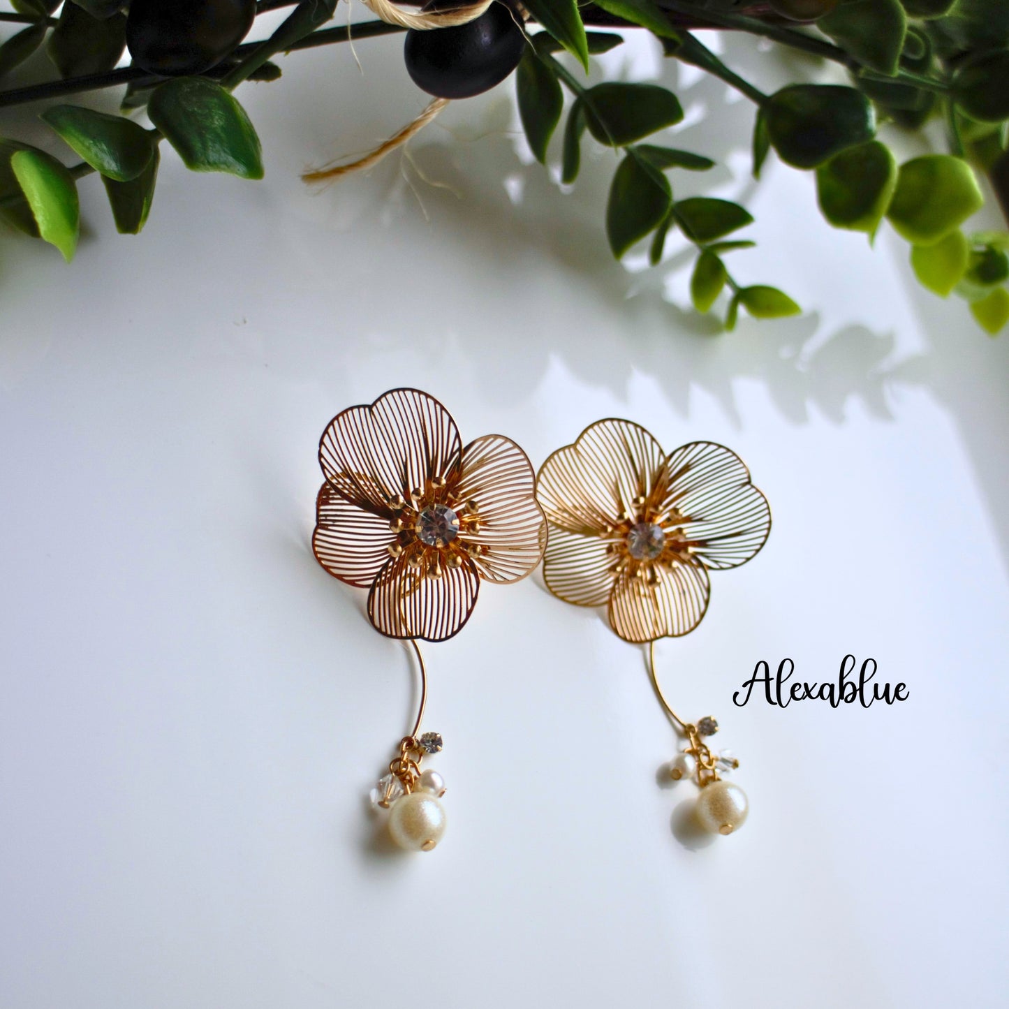Big flower pearl earrings Wedding accessories Party accessories