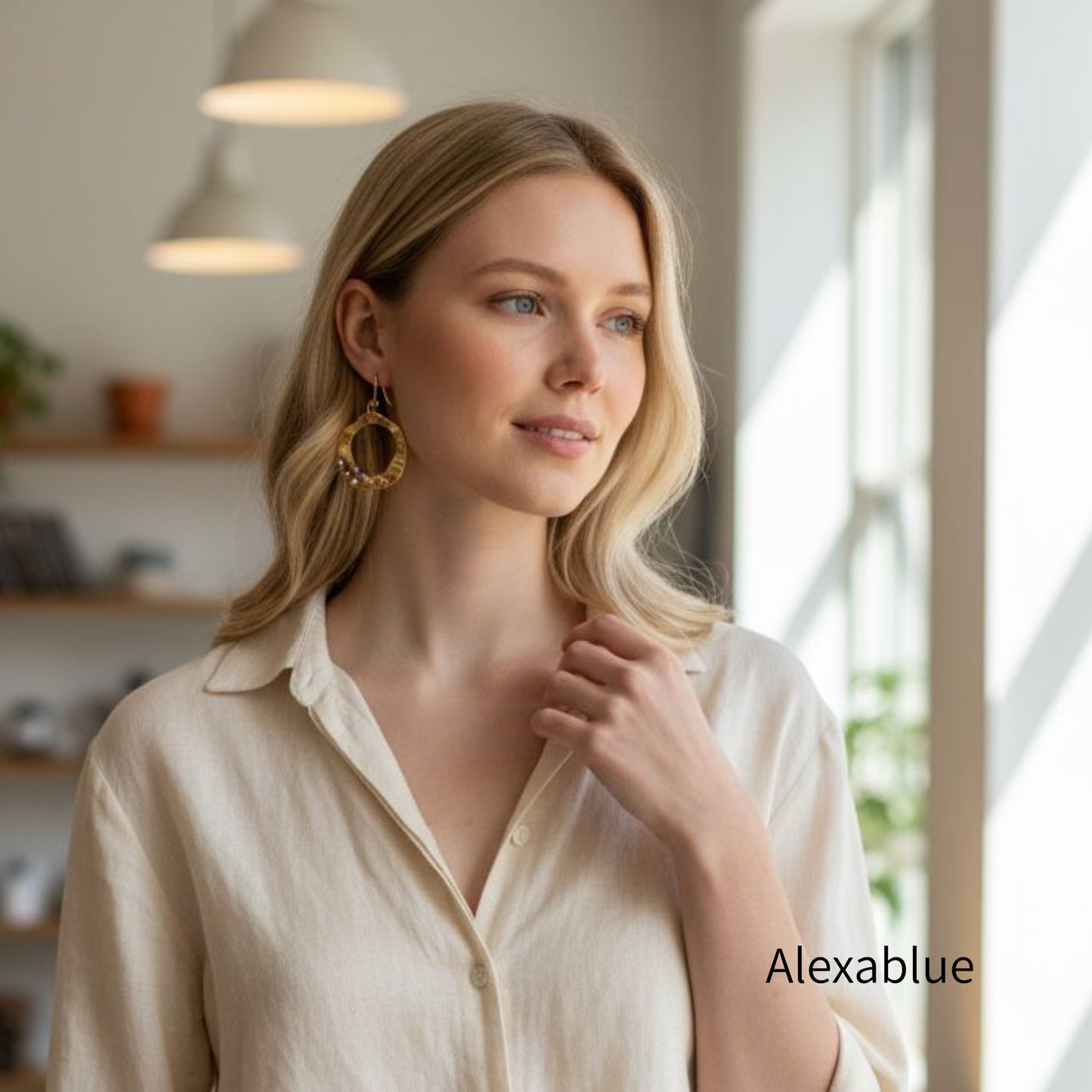 Mocha Pearl x Wave Hoop Earrings | Elegant Accessories for Adults That Are Both Glamorous and Cute