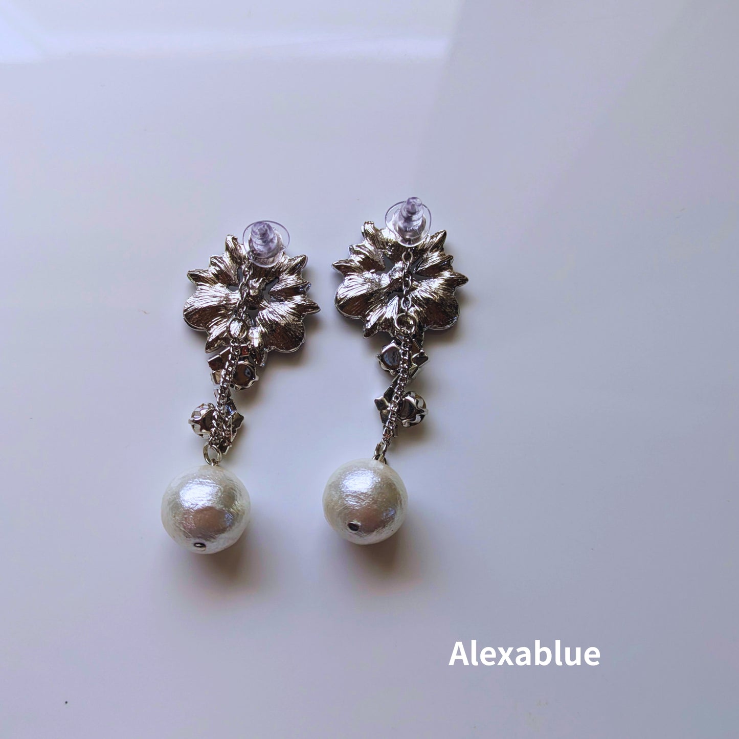 Flower bijou and cotton pearl 2way earrings – elegant wedding accessory｜フラワービジュー×コットンパールの2wayピアス 全体写真