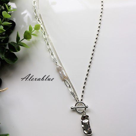 Pearl metal beans necklace