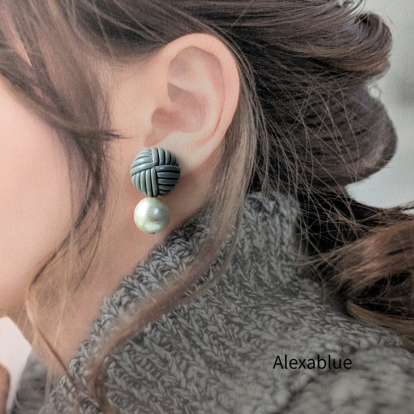 Woven Design Gray Cabochon x Cotton Pearl Pierced Earrings | Autumn/Winter Accessories Elegant and Cute Adult Jewelry Handmade