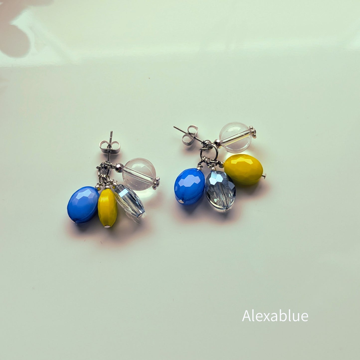 ビタミンカラービーズ＆クリスタル ボリュームピアス（ステンレス）