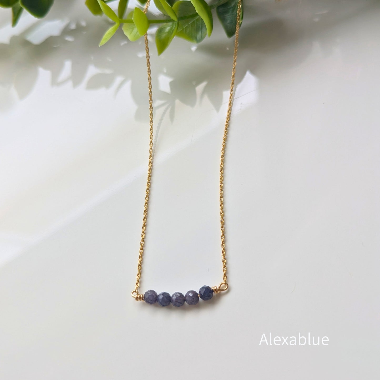 【K14GF】マダガスカル産サファイアの小粒華奢ネックレス / Madagascar Sapphire Minimalist Necklace