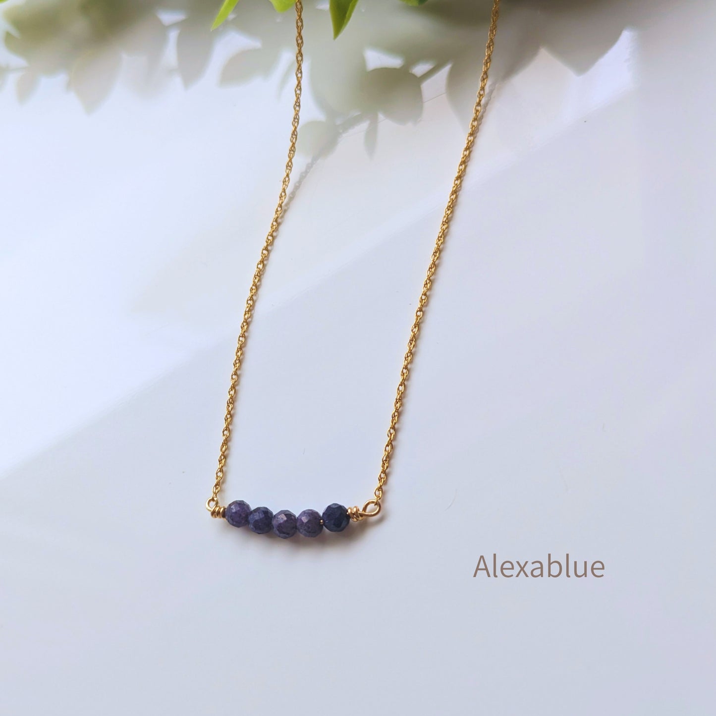 【K14GF】マダガスカル産サファイアの小粒華奢ネックレス / Madagascar Sapphire Minimalist Necklace